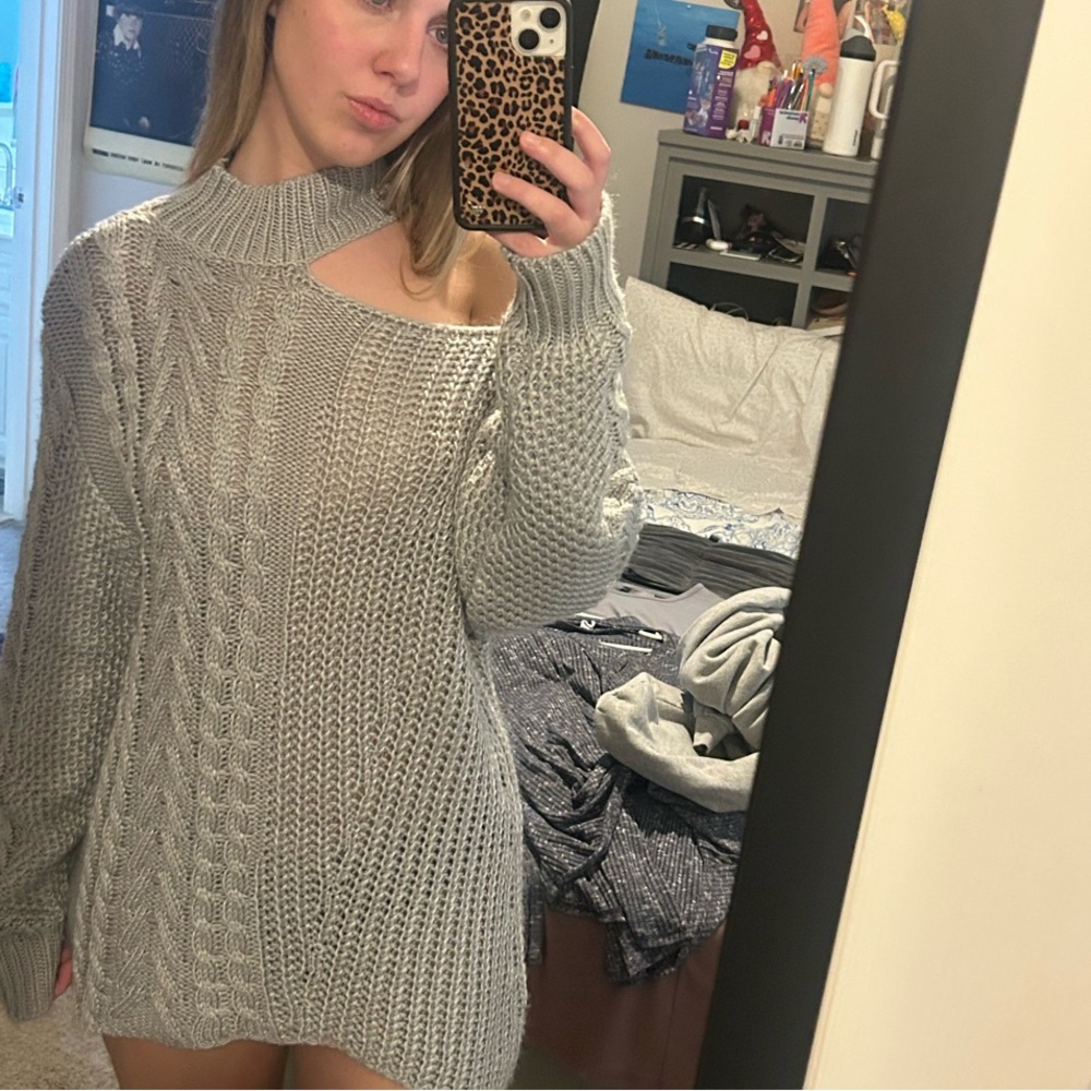 Peach Love Gray Cable Knit Sweater